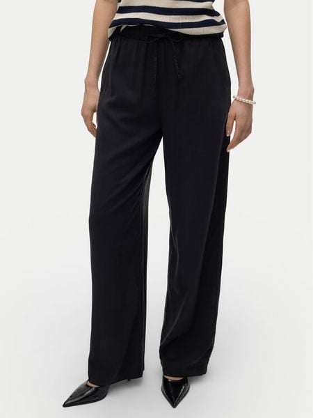 Vero Moda Spodnie materiałowe Bree 10304898 Czarny Loose Fit. Czarne spodnie materiałowe Vero Moda, m, bez wzorów, z lyocellu. Za 115.99 zł.