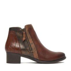 Botki Remonte. Brązowe botki Remonte, bez wzorów, bez obcasa, na słupku, bez zapięcia. Za 419.99 zł.