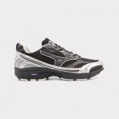 Buty Mizuno MXR black/black sand/purple haze. Czarne obuwie sportowe Mizuno, bez zapięcia. Za 449.99 zł.