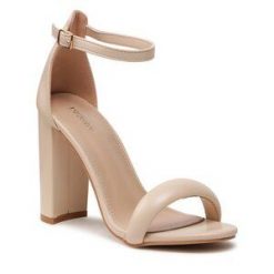 Sandały DeeZee. Brązowe sandały DeeZee, bez wzorów, bez obcasa, na słupku, bez zapięcia. Za 129.99 zł.