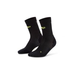 Damskie sportowe skarpety kompresyjne do połowy łydki Ultralight Core Run CEP. Czarne skarpety CEP, bez wzorów, z elastanu. Za 74.00 zł.