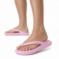 Japonki damskie Ipanema 26947 BLISS FEM. Czerwone klapki Ipanema, bez wzorów, z materiału, bez obcasa. Za 79.00 zł.