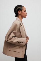 Marynarka o prostym kroju w kolorze BEIGE MELANGE - RICHMOND-S/M. Brązowe marynarki i żakiety Marsala, m, bez wzorów, z bawełny, eleganckie. Za 699.90 zł.