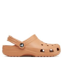 Klapki Crocs. Brązowe klapki Crocs, bez wzorów, bez obcasa. Za 239.99 zł.