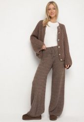 Brązowe Dzianinowe Spodnie o Szerokim Kroju z Domieszką Wełny i Wiskozy Tiemella. Brązowe spodnie sportowe Born2be, bez wzorów, z dzianiny, na golfa. Za 139.99 zł.