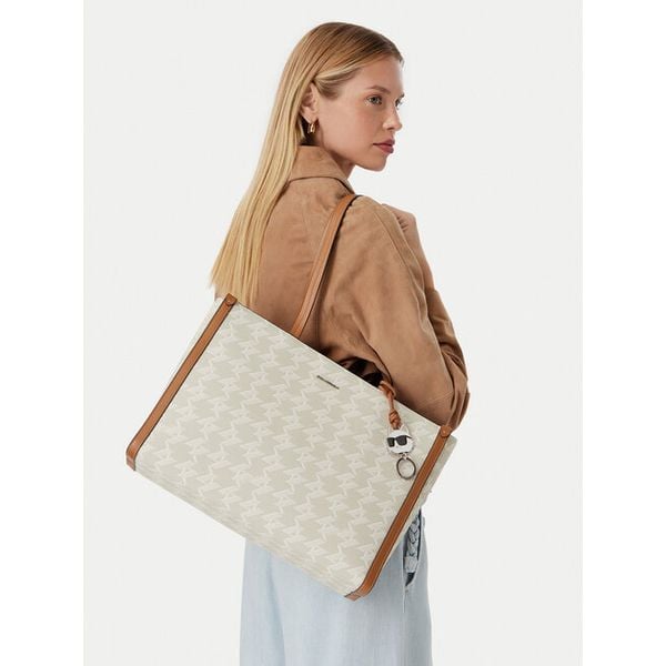 Torebka KARL LAGERFELD. Białe torebki klasyczne KARL LAGERFELD, bez wzorów, bez dodatków. Za 1,099.00 zł.