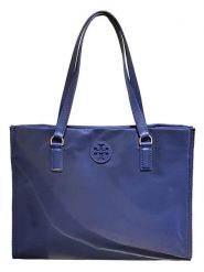 Tory Burch Torebka w kolorze niebieskim - 33 x 25 x 9 cm rozmiar: onesize. Niebieskie torby na ramię Tory Burch, bez wzorów, z materiału, na ramię, bez dodatków. Za 1,007.94 zł.