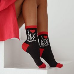 Czarne skarpetki damskie I LOVE MY BOYFRIEND 1141. Czarne skarpety Milena, bez wzorów, z bawełny. Za 15.90 zł.