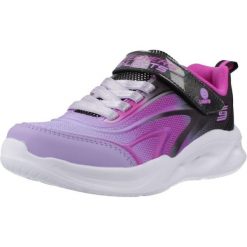 Buty SKECHERS SOLA GLOW Fioletowy. Fioletowe trekkingi Skechers, z syntetyku, trekkingowe. Za 219.99 zł.