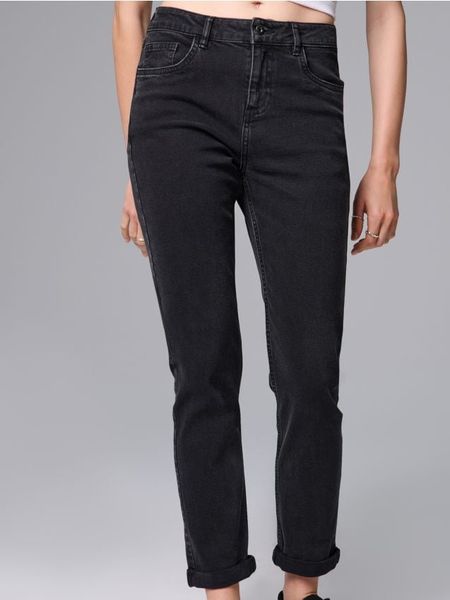 Jeansy boyfriend slim - czarny. Czarne jeansy Sinsay, bez wzorów. Za 69.99 zł.