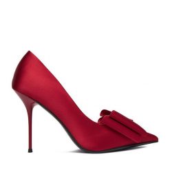 Szpilki Eva Minge. Czerwone szpilki Eva Minge, bez wzorów, bez obcasa, na szpilce, bez zapięcia. Za 449.99 zł.