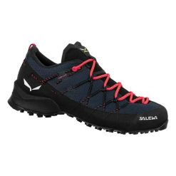 Damskie buty trekkingowe Salewa Wildfire 2. Czarne trekkingi Salewa, z gumy, trekkingowe. Za 668.00 zł.