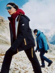 4F Spodnie trekkingowe damskie - czarne XL. Czarne spodnie sportowe 4f, s, bez wzorów, z materiału, trekkingowe, primaloft. Za 299.99 zł.