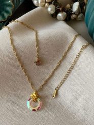 Luseera Pozłacany naszyjnik z zawieszką - dł. 45 cm rozmiar: onesize. Żółte naszyjniki Luseera, z kryształem, pozłacane. Za 39.99 zł.