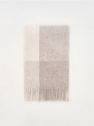 Szalik w kratę - brązowy. Brązowe szaliki Reserved, bez wzorów. W wyprzedaży za 45.99 zł.