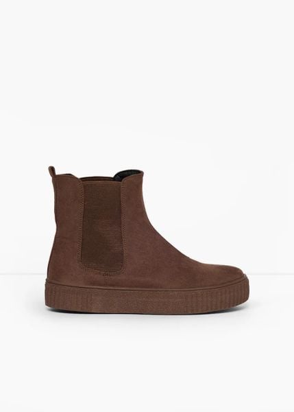 Sztyblety. Brązowe botki bonprix, bez wzorów, bez obcasa, bez zapięcia. Za 149.99 zł.