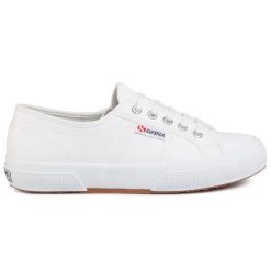 Superga. Białe trampki Superga, bez wzorów, bez zapięcia. Za 189.99 zł.