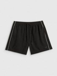 4F Spodenki plażowe damskie - czarne L. Czarne szorty 4f, bez wzorów, z dresówki, sportowe. Za 99.99 zł.