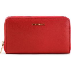 Duży Portfel Damski COCCINELLE - DW1 Metallic Saffiano E2 DW1 11 32 01 Coquelicot R09. Portfele Coccinelle. W wyprzedaży za 479.00 zł.