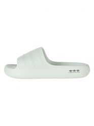 Adidas Klapki "Adilette Ayoon" w kolorze zielonym rozmiar: 43. Zielone klapki Adidas, bez wzorów, z otwartym noskiem, bez obcasa. Za 109.78 zł.