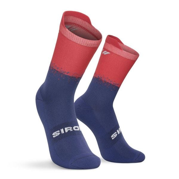 Skarpety do biegania w terenie Siroko Hardrock Blue. Niebieskie skarpety SIROKO, bez wzorów, z materiału. Za 64.00 zł.