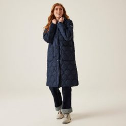 Parka damska Regatta Jaycee II. Niebieskie parki Regatta, z puchu, sportowe, bez kaptura. W wyprzedaży za 297.85 zł.