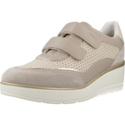 Buty GEOX D ILDE Jasnobrązowy. Brązowe trekkingi Geox, ze skóry, trekkingowe. Za 284.99 zł.