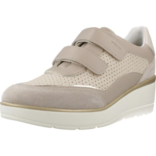 Buty GEOX D ILDE Jasnobrązowy. Brązowe trekkingi Geox, ze skóry, trekkingowe. Za 284.99 zł.