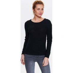 SWETER DŁUGI RĘKAW DAMSKI, Z ZAMKIEM Z TYŁU. Czarne golfy TOP SECRET, bez wzorów, bez ramiączek. W wyprzedaży za 39.99 zł.