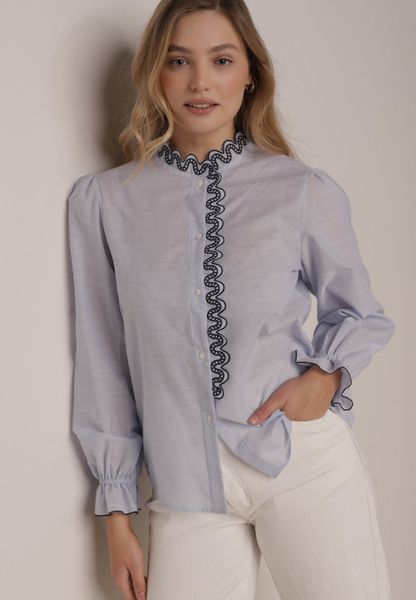 Niebieska Koszula z Bawełny Ozdobiona Haftowaną Falbanką Zenatia. Niebieskie koszule Born2be, l, bez wzorów, z bawełny, eleganckie, bez kołnierzyka, bez ramiączek. Za 109.99 zł.