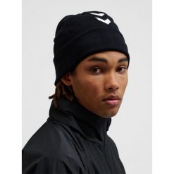 Kapelusz Hummel Pro. Czarne kapelusze Hummel, bez wzorów. Za 143.50 zł.