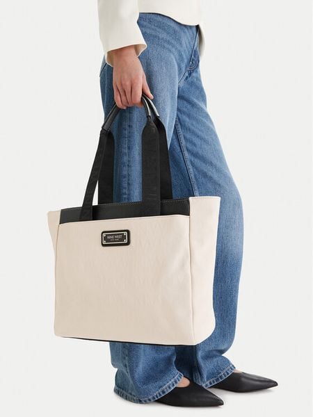 Nine West Torebka CEO-Brielle-LA374-4705 Écru. Białe shopper Nine West, bez wzorów, z materiału, bez dodatków. Za 160.99 zł.
