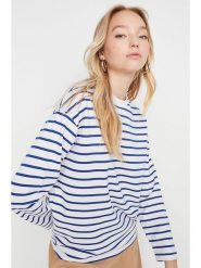 Trendyol Bluza w kolorze biało-niebieskim rozmiar: S. Białe bluzy Trendyol, s, bez wzorów, bez kaptura. Za 52.79 zł.
