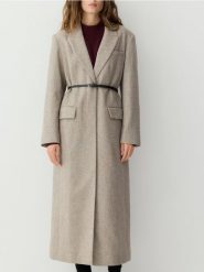 Długi płaszcz z wełną - beżowy. Brązowe płaszcze Reserved, l, bez wzorów, z tkaniny, bez kaptura. Za 499.99 zł.