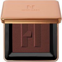 Haus Labs By Lady gaga - Power Sculpt Velvet Bronzer With Fermented Arnica - Puder Brązujący - Power Sculpt Vlt Bronz Redwood Med Deep - Dla Kobiet. Pudry brązujące Haus Labs By Lady Gaga. Za 185.00 zł.