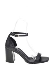 Lizza Shoes Skórzane sandały w kolorze czarnym rozmiar: 40. Czarne sandały Lizza Shoes, bez wzorów, ze skóry, z otwartym noskiem, bez obcasa, na koturnie, bez zapięcia. Za 74.46 zł.