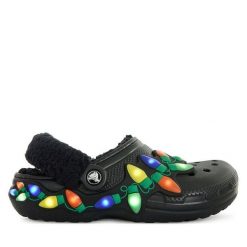 Klapki Crocs. Czarne klapki Crocs, bez wzorów, bez obcasa. Za 329.99 zł.