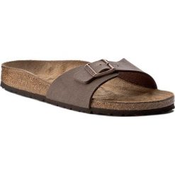 Klapki BIRKENSTOCK - Madrid 0040093 Mocca. Brązowe klapki Birkenstock, bez wzorów, ze skóry ekologicznej, bez obcasa. W wyprzedaży za 169.00 zł.