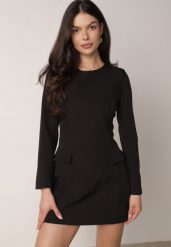Czarna Elegancka Sukienka VICES o Trapezowym Kroju z Imitacją Kieszeni Amaliete. Czarne sukienki Born2be, do pracy, m, bez wzorów, biznesowe, bez kołnierzyka, bez ramiączek, mini, kopertowe. Za 189.99 zł.