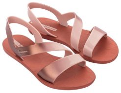 Sandały damskie Ipanema Vibe. Białe sandały Ipanema, bez wzorów, z gumy, sportowe, bez obcasa, bez zapięcia. Za 89.99 zł.