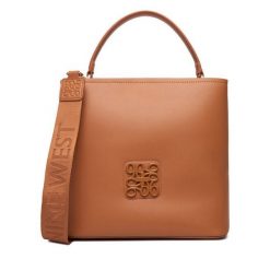 Torebka Nine West. Brązowe torebki klasyczne Nine West, z aplikacjami, bez dodatków. Za 199.99 zł.