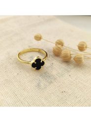 Miu Silver Pozłacany pierścionek z masą perłową rozmiar: 54. Czarne pierścionki Miu Silver, z perłą, pozłacane. Za 69.99 zł.