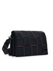 Desigual Torebka 25SAXPAR Czarny. Czarne listonoszki Desigual, bez wzorów, z materiału, bez dodatków. Za 179.99 zł.