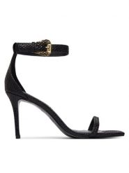 Versace Jeans Couture Sandały 80VA3S76 ZSS84 Czarny. Czarne sandały Versace Jeans Couture, bez wzorów, z jeansu, bez obcasa, na szpilce, bez zapięcia. Za 969.99 zł.