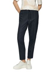 S.Oliver Spodnie w kolorze granatowym rozmiar: 34. Niebieskie spodnie materiałowe S.Oliver, s, bez wzorów, z materiału. Za 130.99 zł.