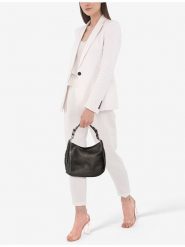 Lia Biassoni Skórzana torebka "Monate" w kolorze czarnym - 36 x 26 x 10 cm rozmiar: onesize. Czarne torby na ramię Lia Biassoni, bez wzorów, z materiału, na ramię, bez dodatków. Za 260.99 zł.