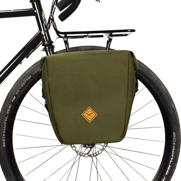 Torba rowerowa Pannier Large Olive RESTRAP. Zielone torby na laptopa RESTRAP, bez wzorów, z materiału, duże. Za 492.20 zł.