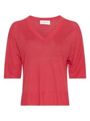 MOSS COPENHAGEN Bluzka w kolorze czerwonym rozmiar: L/XL. Czerwone bluzki Moss Copenhagen, l, bez wzorów, bez kołnierzyka, bez ramiączek. Za 110.04 zł.