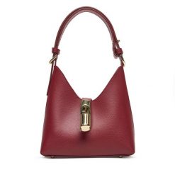 Torebka Furla. Czerwone torebki klasyczne Furla, bez wzorów, bez dodatków. Za 989.99 zł.