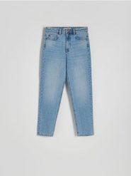 Jeansy mom fit slim - niebieski. Niebieskie jeansy Reserved, bez wzorów. W wyprzedaży za 79.99 zł.